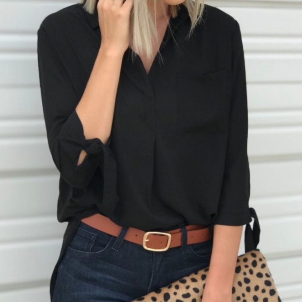 Black 3/4 sleeve shirt